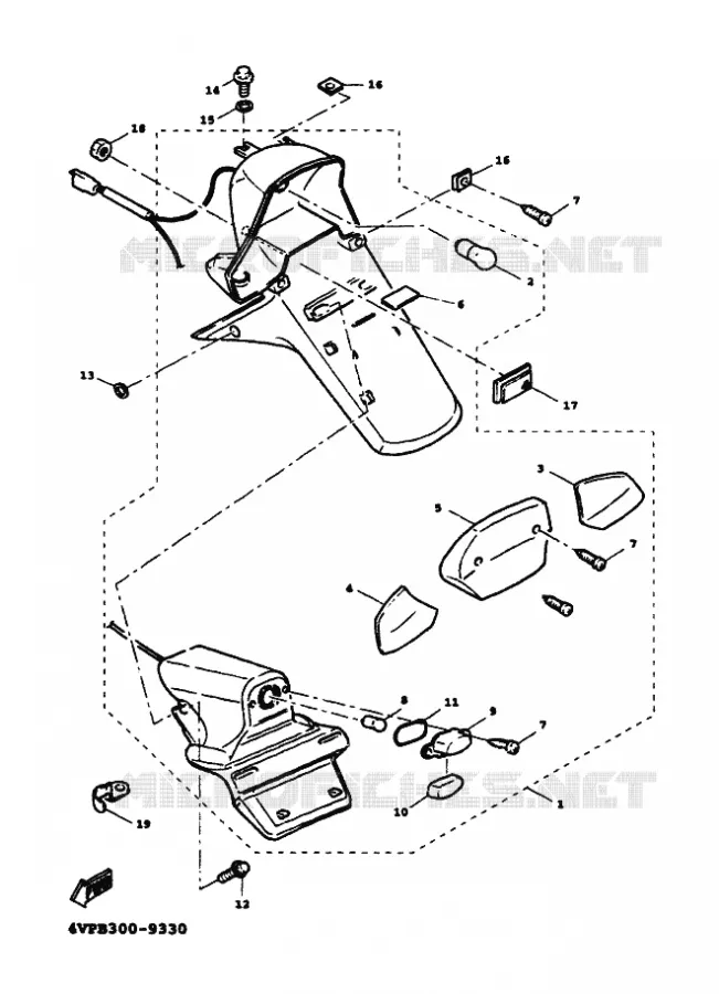 ACHTERLICHT Yamaha SCOOTER 100 1999 BOOSTER  YW100 BOOSTER 100