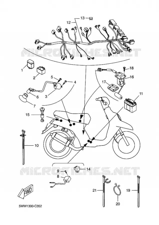 ELECTRISCH 2 Yamaha SCOOTER 50 2008 BOOSTER  CW50